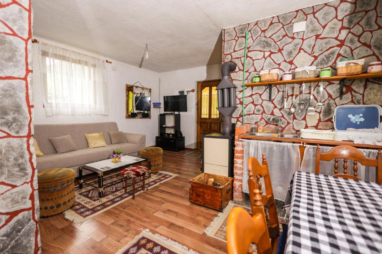 Kuca U Sumi - Forrest House Near Una National Park Bihać Kültér fotó